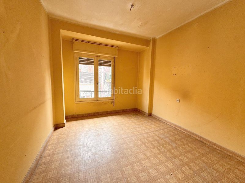 Foto e1b08dd2-ec9e-44f6-b6b7-a463b0acb171. Edificio  en venta en el centro de san martin del rey aurelio. en San Martín del Rey Aurelio