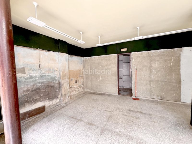 Foto e4e2a650-f072-4550-9086-b6f3559f4202. Edificio  en venta en el centro de san martin del rey aurelio. en San Martín del Rey Aurelio