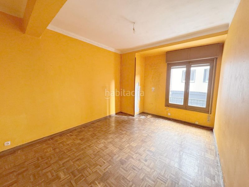 Foto e5cd1602-9a49-45f8-a066-6e73c1c5df61. Edificio  en venta en el centro de san martin del rey aurelio. en San Martín del Rey Aurelio