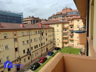 Appartement  Francisco cambó. Oportunidad!. piso para reformar en vallobín. oviedo.