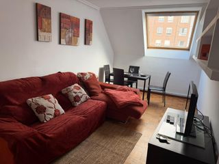 Piccolo appartamento  Calle calle san melchor garcía sampedro. Apartamento  en venta zona santo domingo. oviedo.