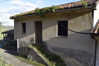 Mas  Aldea cuestas. Casa en venta en trubia. oviedo. psibilidad de adquirir terrreno