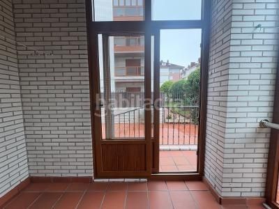 Foto 3a779d54-89d9-4889-864d-fa52224f7369. Pis amb calefacció aparcament piscina a Luanco-Aramar-Antromero Gozón