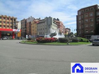 Local Comercial en Aureliano San Román