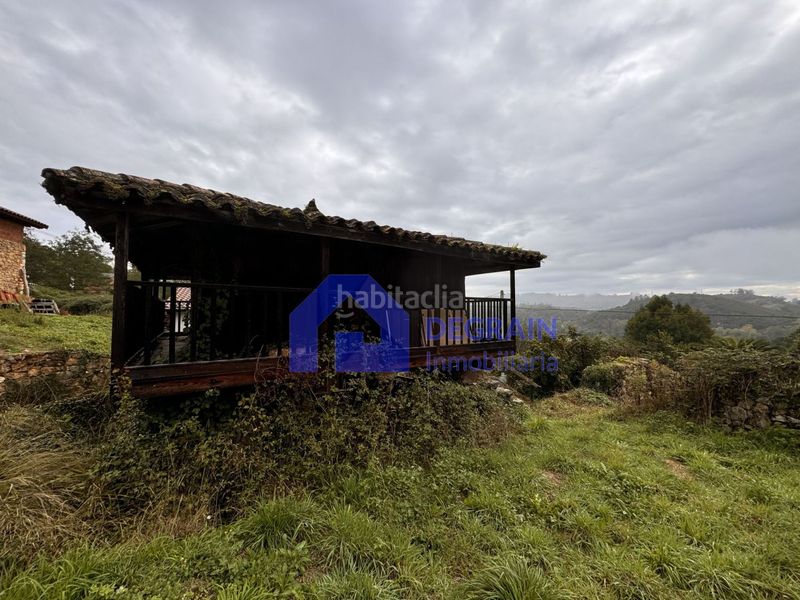 Foto 2613af7f-5028-432c-98ff-6839b0c3659e. Xalet a Grado