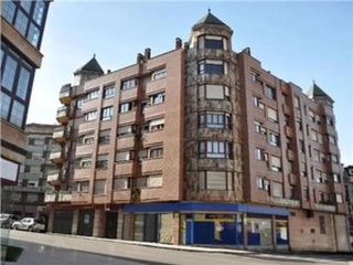 Local Comercial a AVENIDA DE PANDO