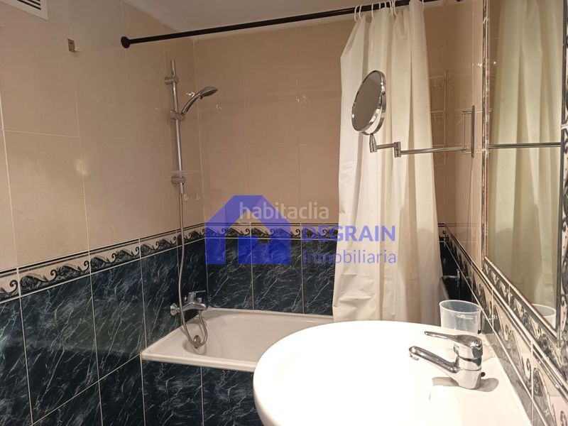 Foto 8a8e6e16-34eb-47b7-bf12-9c3132045c11. Pis a Casco Histórico Oviedo