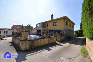 Xalet  Sendin. Venta de chalet independiente en oviedo.