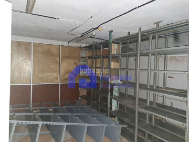 Foto 4632e998-095c-43aa-98b0-527900e8f801. Local comercial a Vallobín Oviedo