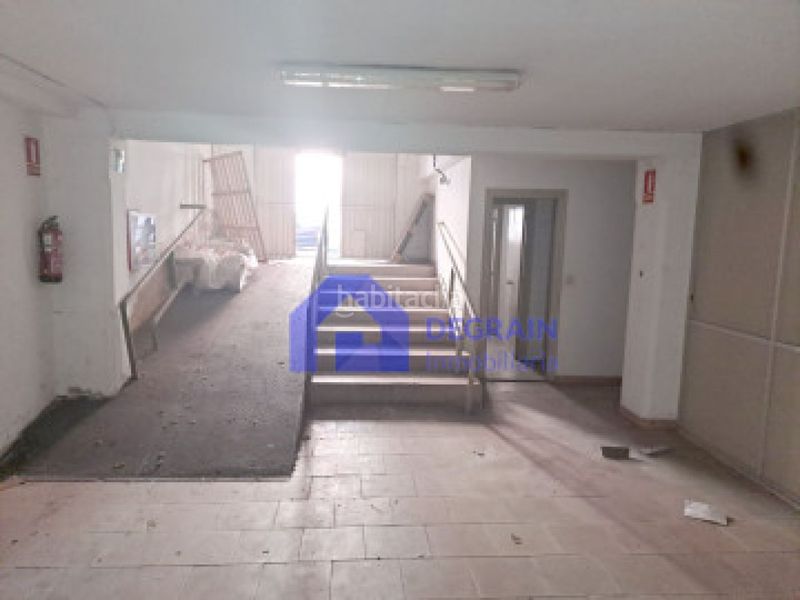 Foto be6a9184-1235-4572-bb54-6181484332df. Local comercial a Vallobín Oviedo