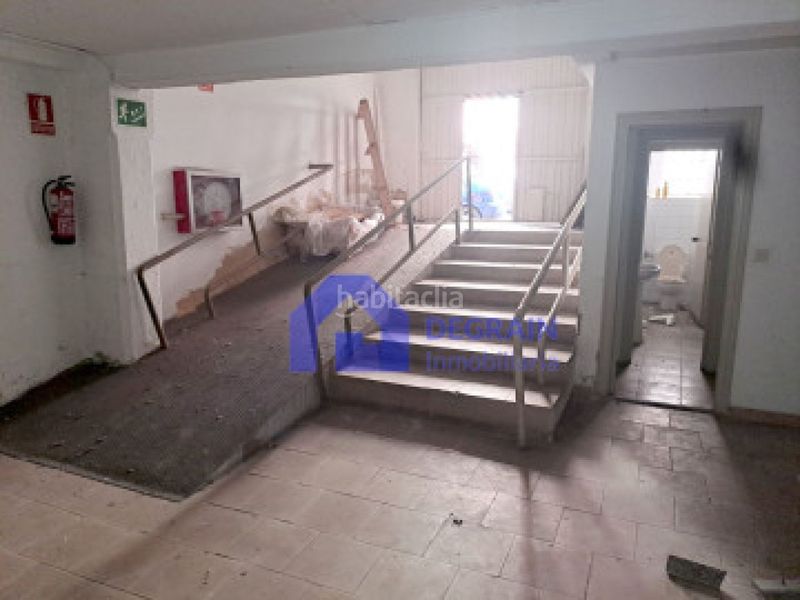 Foto dc060d0d-94c0-46b3-af61-efe7a80bfb69. Local comercial a Vallobín Oviedo