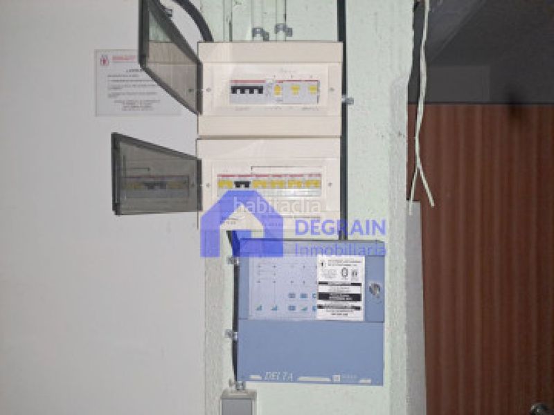 Foto e724d76b-c799-4fa0-8232-8fd0fc2d1cbf. Local comercial a Vallobín Oviedo