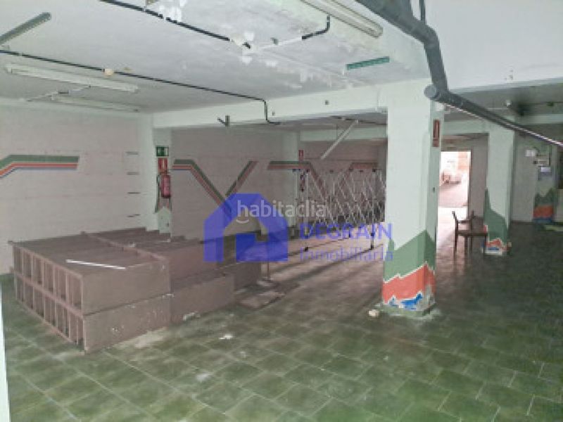 Foto f806008a-9cd3-4096-a859-eb64f0b30307. Local comercial a Vallobín Oviedo