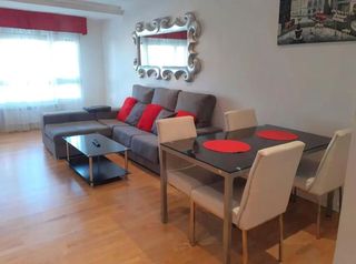 Affitto Appartamento  Plaza plaza longoria carbajal. Apartamento en alquiler temporal en el centro de oviedo.