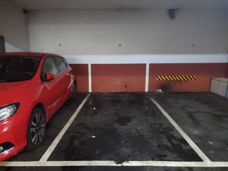 Miete Autoparkplatz in El Cristo. Alquiler plaza de garaje en la plaza de la paz