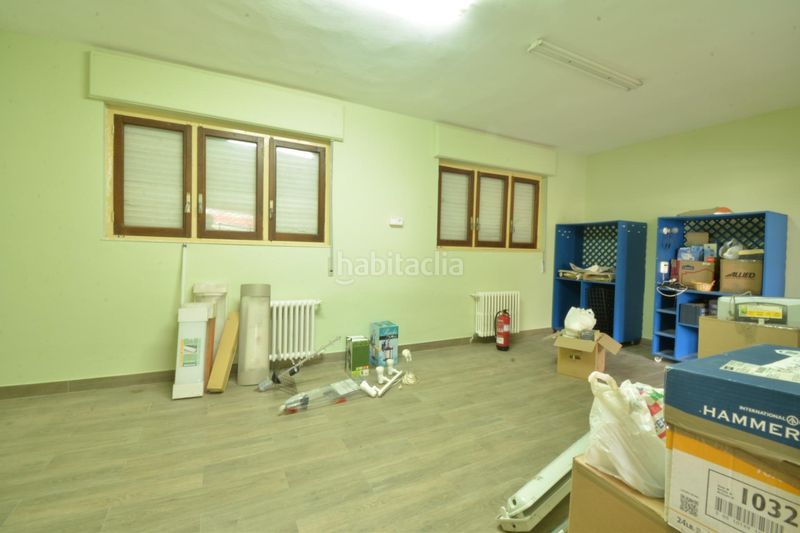 Foto 5f6b2748-7c38-411a-8a90-5a4c29dafc6f. Casa amb calefacció aparcament piscina a Carbayin-Lieres-Valdesoto Siero