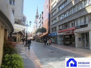 Local Comercial en Calle de Caveda