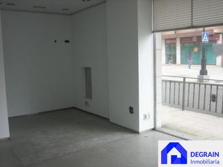 Lloguer Local Comercial a Fozaneldi - Tenderina. Local próximo a la ronda sur de oviedo, bien comunicado