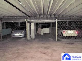 Parking coche en Salesas - Foncalada - Campoamor. Venta plaza de garaje cerrada en el centro de oviedo