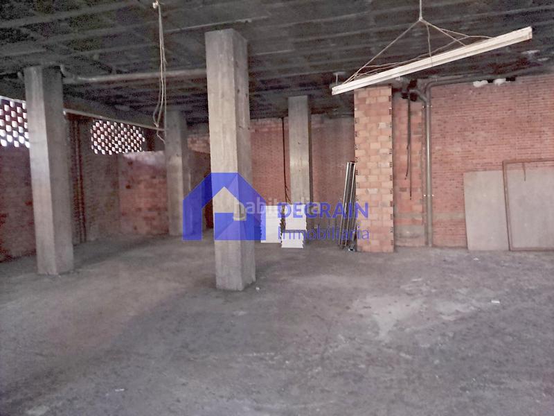 Foto 84b3c5f1-e23a-4648-9d26-d630a1fcd5cc. Rent business premise in Teatinos - Los Prados Oviedo
