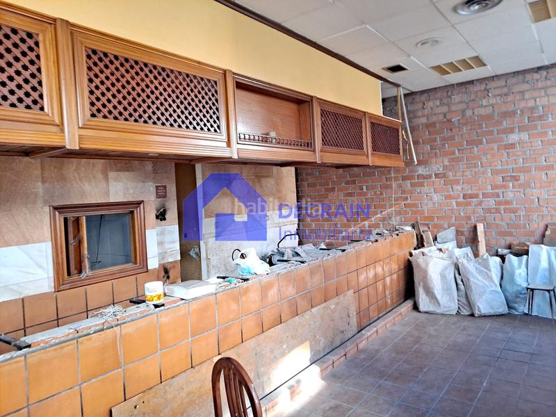 Foto ef0a6170-0aa0-4b67-9670-c61a32aeec56. Lloguer local comercial a Teatinos - Los Prados Oviedo