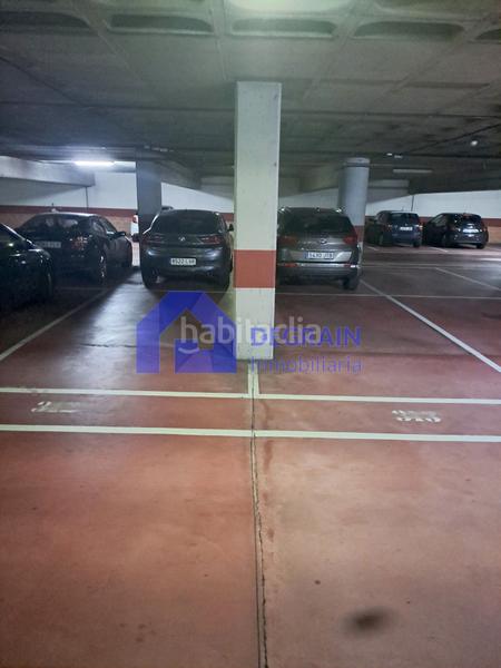 Foto d7bcb7d3-7c88-47b7-9719-d8522932a0ee. Rent car parking in Milán - Pumarín Oviedo