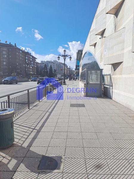 Foto f90c2bc8-22c1-4560-b9e6-2d088ee4135e. Rent car parking in Milán - Pumarín Oviedo