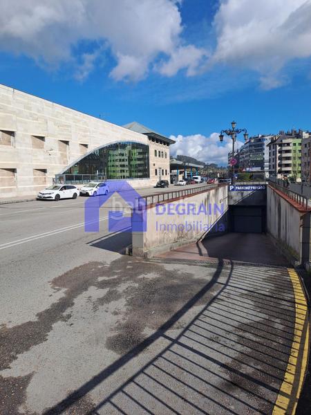 Foto fb649178-198e-4ecf-aa26-28f13781cafe. Rent car parking in Milán - Pumarín Oviedo