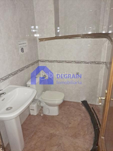 Foto 89ac9e81-a0d3-419d-ab5b-b7e28bf52028. Lloguer local comercial a Masip Oviedo