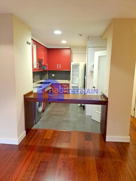 Foto 26851d56-fbe7-415f-bcda-521026b46913. Rent apartment with heating in Fontán Oviedo