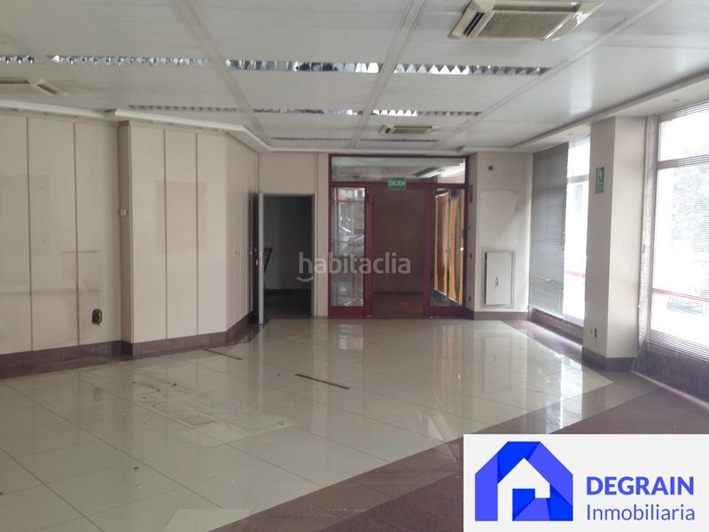 Foto ada75228-2347-44d6-a85b-614e3e0c3b53. Lloguer local comercial a Milán - Pumarín Oviedo