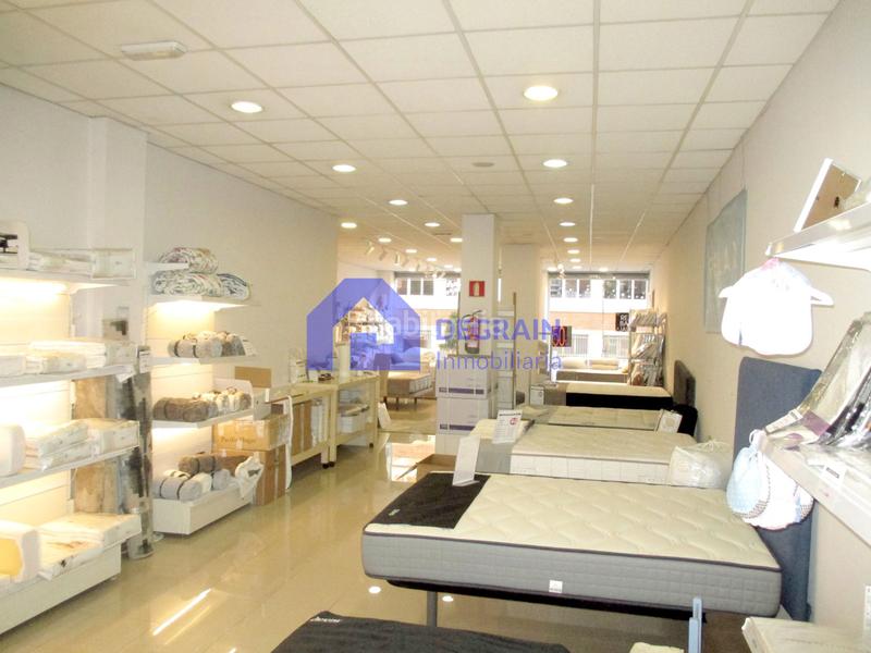 Foto 6ddb007d-2b99-4a7a-9576-78103e3413af. Lloguer local comercial a Milán - Pumarín Oviedo