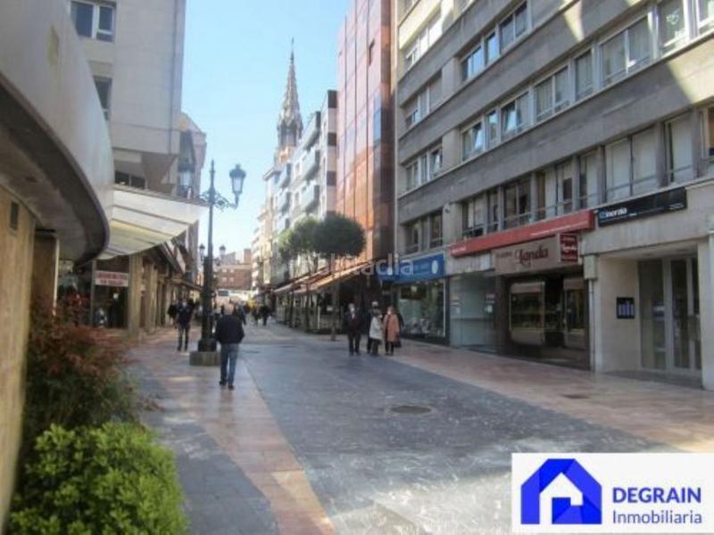 Foto a67871cb-2531-40c1-9760-0d0a9c56c1c9. Alquiler local comercial referencia 6568 tfno información 958202318 local en alquiler en el centro amplio local instalado en el mismo centro de en Oviedo