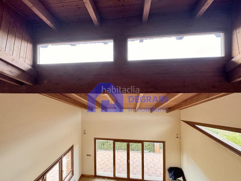 Foto 04cc4acb-d491-421a-86cc-c67a812d861f. Casa con riscaldamento parcheggio in Parroquias Sur - La Manjoya Oviedo