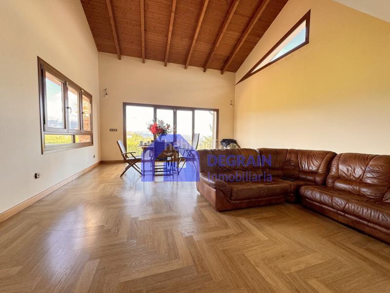 Foto 7bfa097b-0940-4614-9e45-946bb03ff7c5. Casa con riscaldamento parcheggio in Parroquias Sur - La Manjoya Oviedo