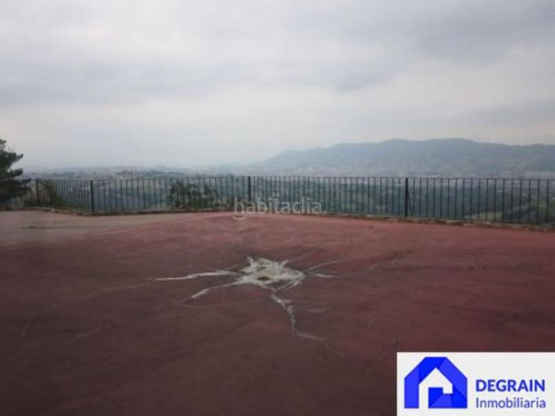 Foto 8ad3daaa-5878-4b02-903b-f06b2b539b83. Casa con riscaldamento parcheggio in Parroquias Sur - La Manjoya Oviedo