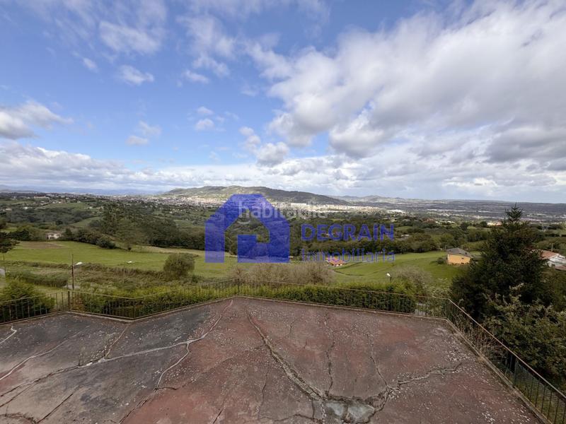 Foto cb606ada-f10f-40fc-836e-29dd6463c07e. Casa con riscaldamento parcheggio in Parroquias Sur - La Manjoya Oviedo