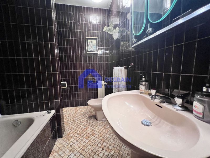 Foto 3cd793e1-22d8-4c80-8f6e-3872c3a203b2. Pis a Llamaquique Oviedo