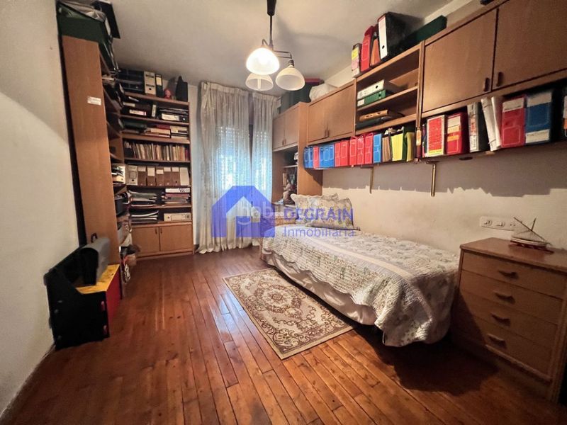 Foto 5657a50c-4ed2-47f1-ae79-94867fb96b5e. Pis a Llamaquique Oviedo