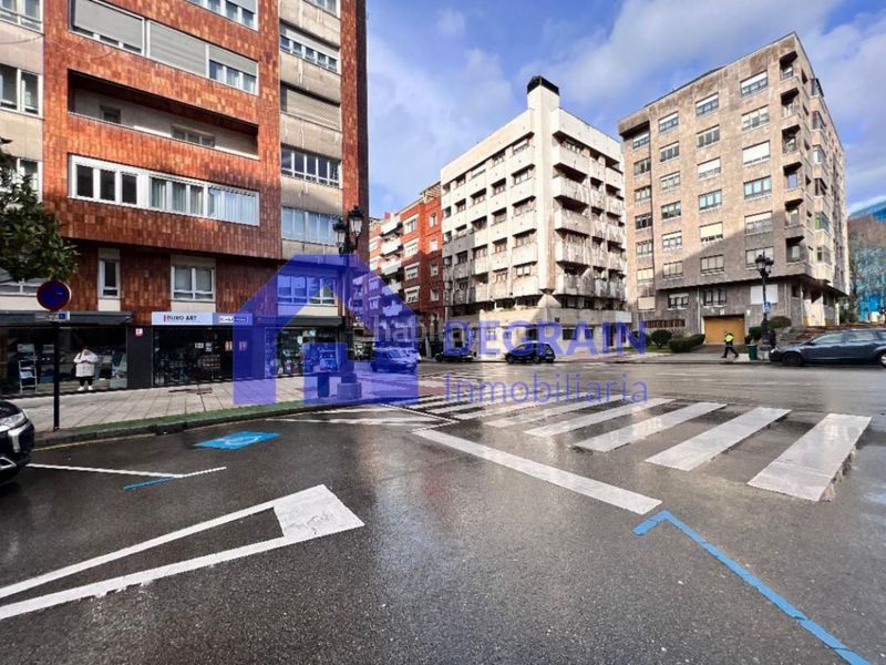 Foto 86a91773-b432-4277-b65a-f38a3fd01018. Pis a Llamaquique Oviedo