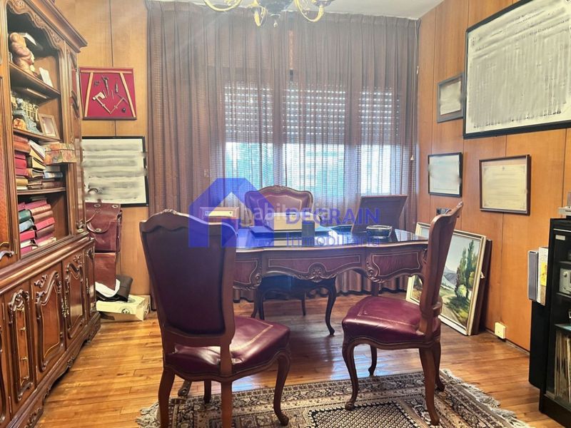 Foto cdae79e9-7a5e-4cef-b33d-1c22000adf2f. Pis a Llamaquique Oviedo