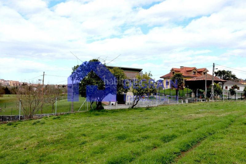 Foto dd8a2989-175e-4d1d-a51f-dda178449e04. Terreny residencial a Parroquias Sur - La Manjoya Oviedo