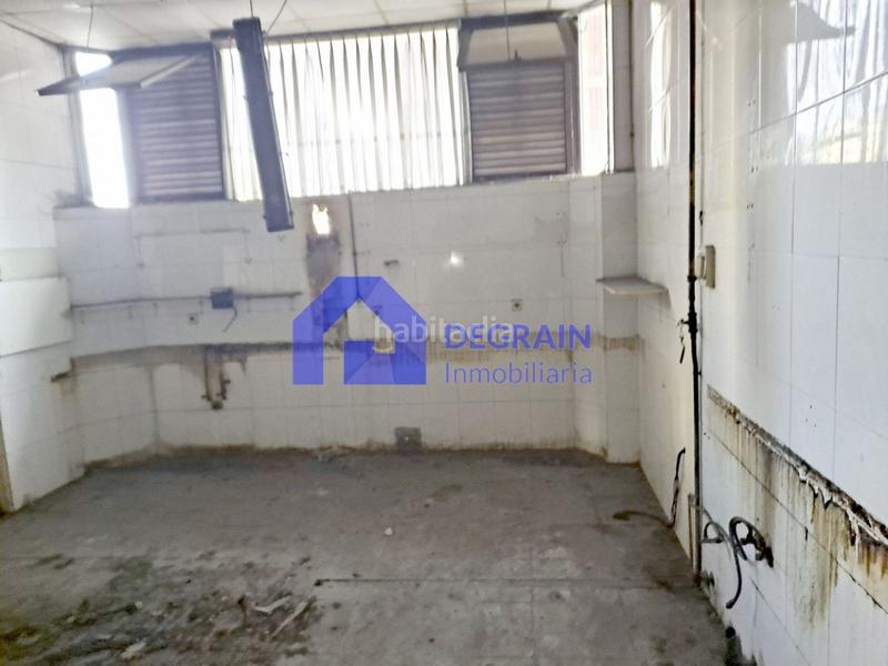 Foto d6194ab0-7896-4e3e-8803-4b742978f4b9. Rent business premise in Teatinos - Los Prados Oviedo