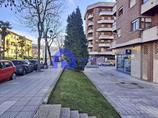 Location Local commercial  Oviedo - joaquín costa. Referencia 8107  tfno información 985202318local sin instalar en