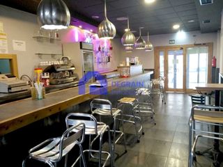 Lloguer Local Comercial  Gijón - caveda. Referencia 8142  tfno información 985202318 local instalado como