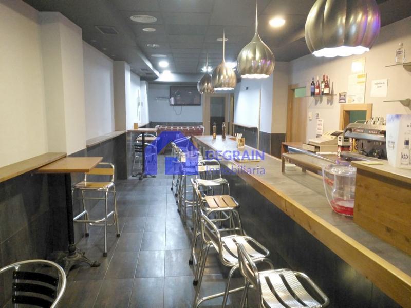 Foto 6040c88d-a43f-497c-8749-b6cc13ea2fda. Affitto locale commerciale in Llano Gijón