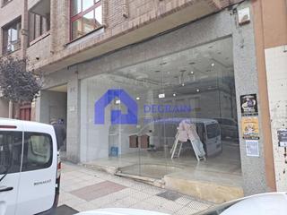 Local Comercial en Oviedo - Silla del Rey