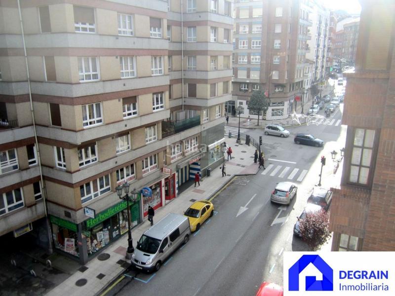 Foto 0addf74c-c0eb-4af6-8f09-ec5821331a55. Rent business premise in Masip Oviedo