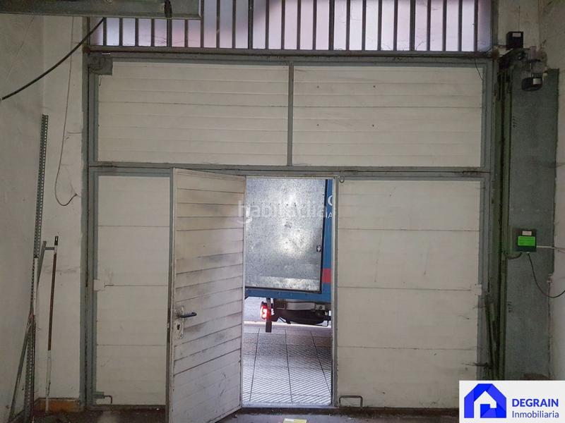 Foto 8d4d5ac2-e95d-47d3-919b-c0c1977f6a08. Local comercial referencia6154telefono de informacion 684643991 rene local lado facultaldes del cristo este puede ser el local ideal para su negoc en Oviedo