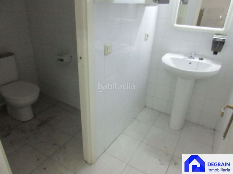 Foto 59c2b04a-c029-4688-b7df-89bdc19639f1. Local comercial a Lugones Siero